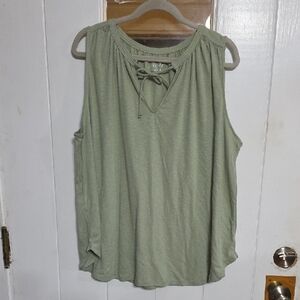 NWT Ava & Viv Womens Sleeveless Shirt Sage Green Tie Keyhole Front Comfort Sz 1X